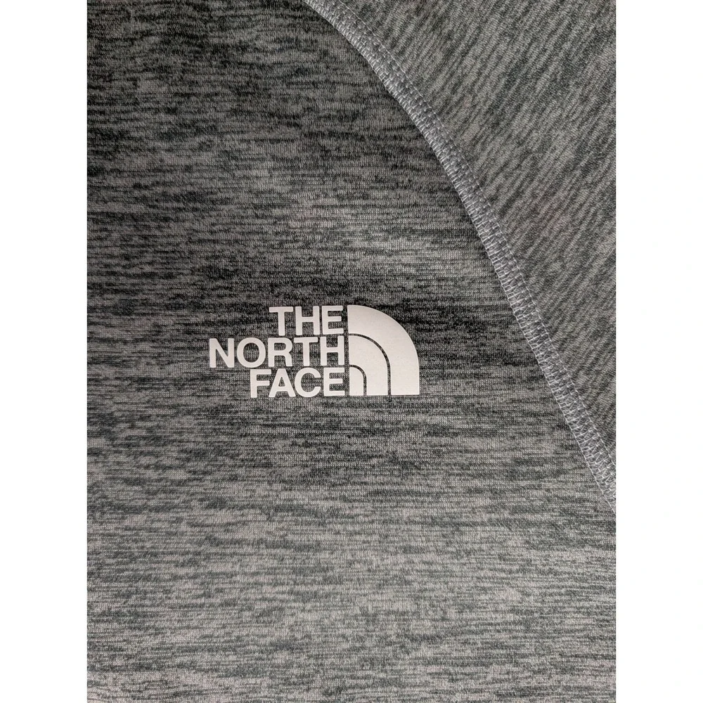 The North Face Mens Gray Heathered Quarter Zip Fleece Pullover Chest Pocket L